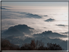 foto Colline di Romano d'Ezzelino nella Nebbia